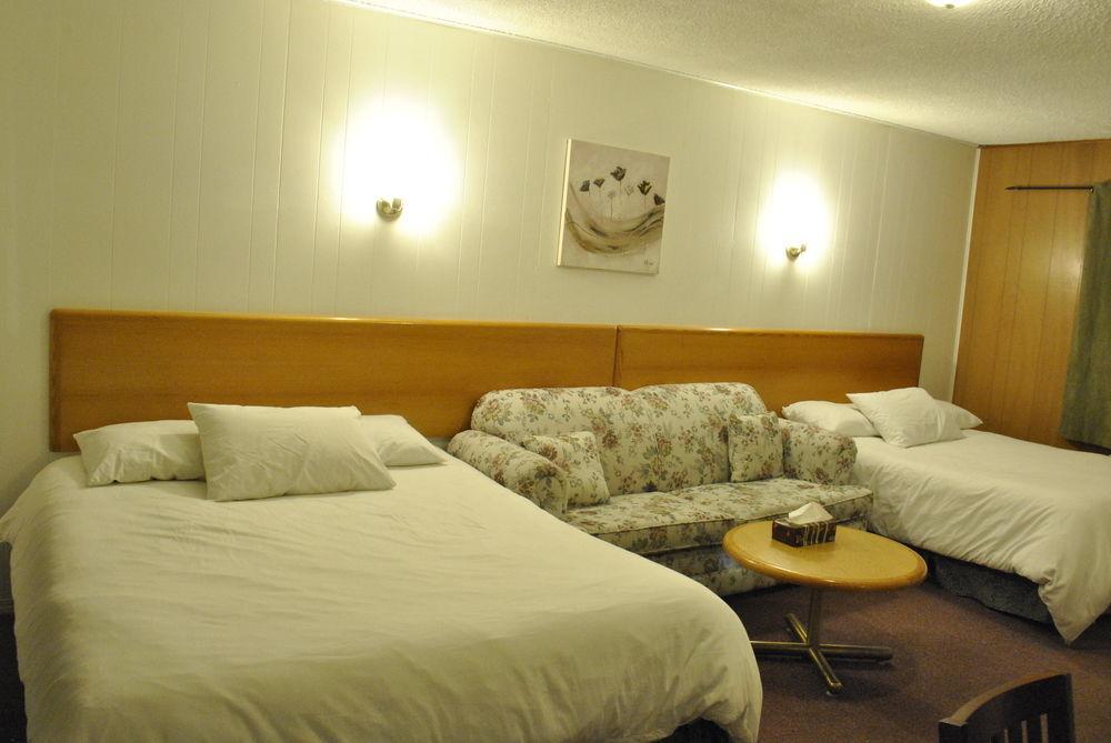 Neepawa Motel Eksteriør billede