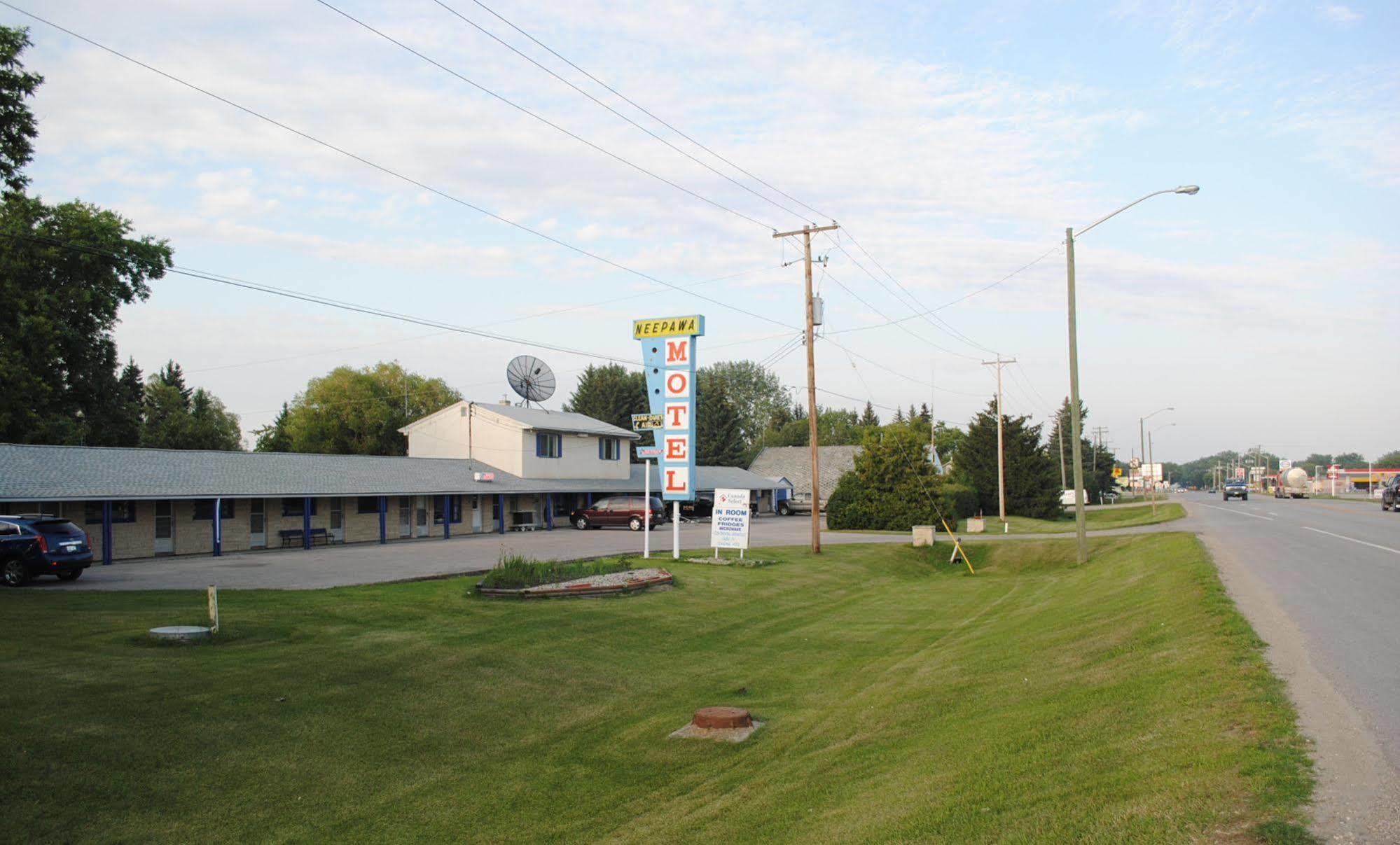 Neepawa Motel Eksteriør billede